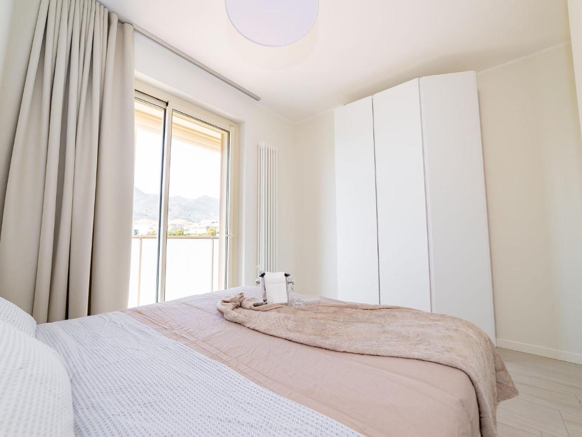 Apartamento Michelangelo With Swimming Pool And Terrace Borghetto Santo Spirito Exterior foto