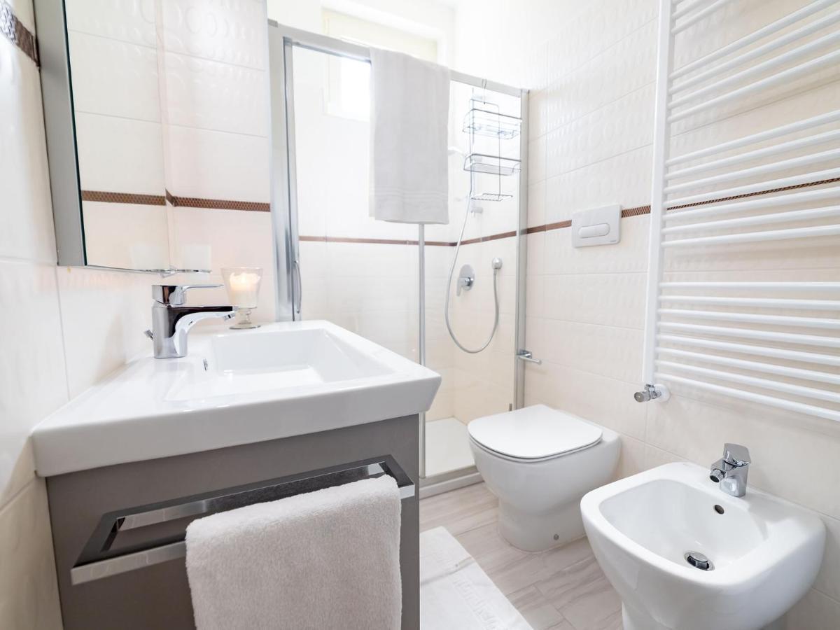 Apartamento Michelangelo With Swimming Pool And Terrace Borghetto Santo Spirito Exterior foto